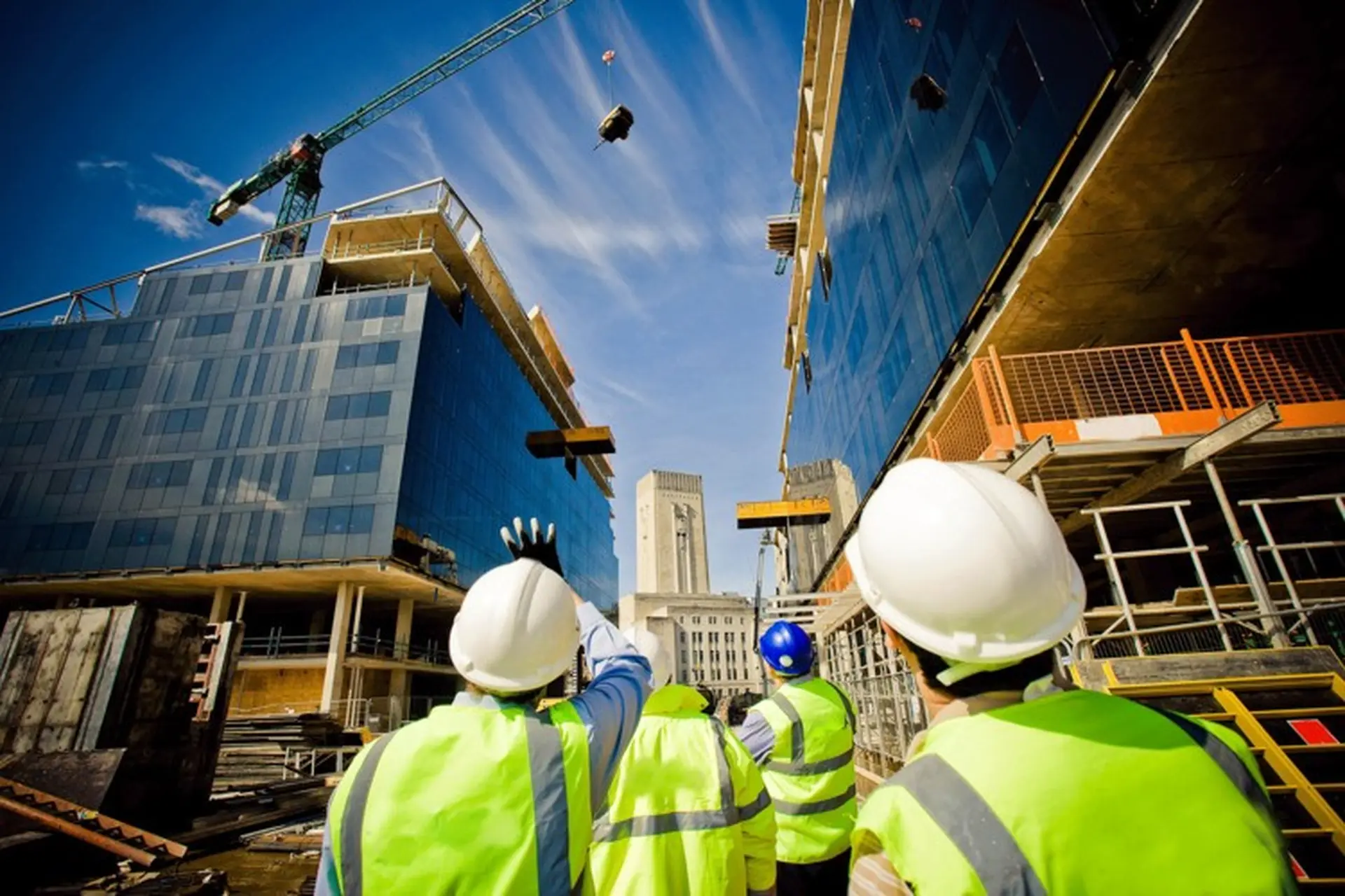Thống kê chi tiết và đóng góp của ngành xây dựng với kinh tế Việt Nam